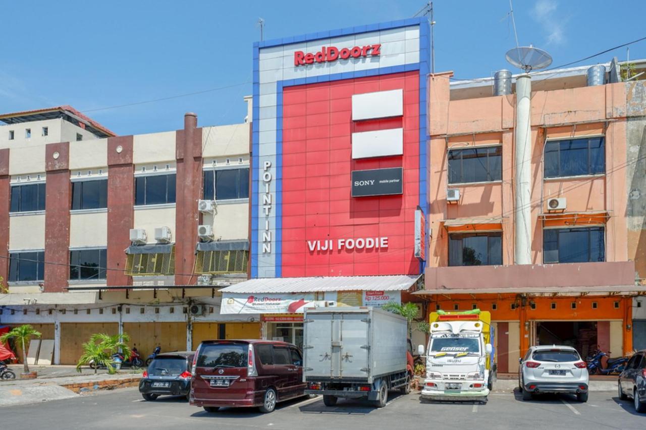 Reddoorz Plus @ Losari Macasar Exterior foto